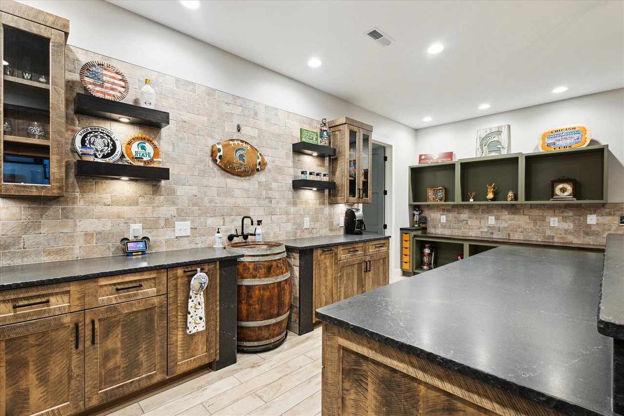 32170 Bent Oak Trail, Niles, MI, 49120-5007