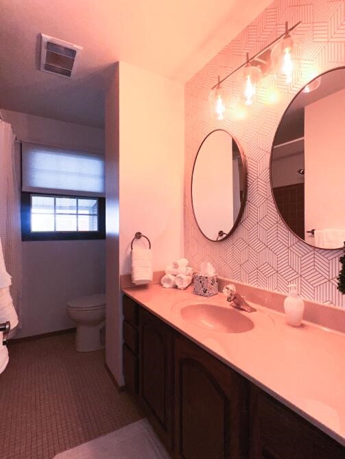 6661 Chirrewa Street, Westland, MI, 48185-9611