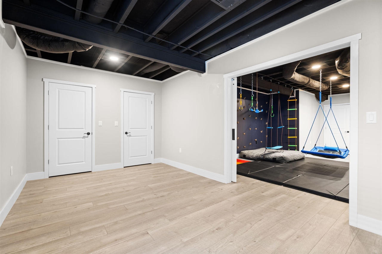 551 Wishing Tree Lane, Ann Arbor, MI, 48108-2839