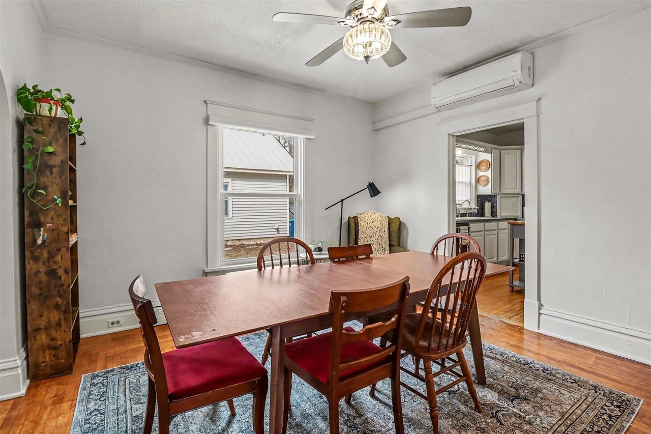 819 E Loomis Street, Ludington, MI, 49431-2218