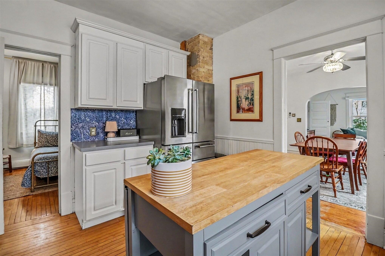 819 E Loomis Street, Ludington, MI, 49431-2218