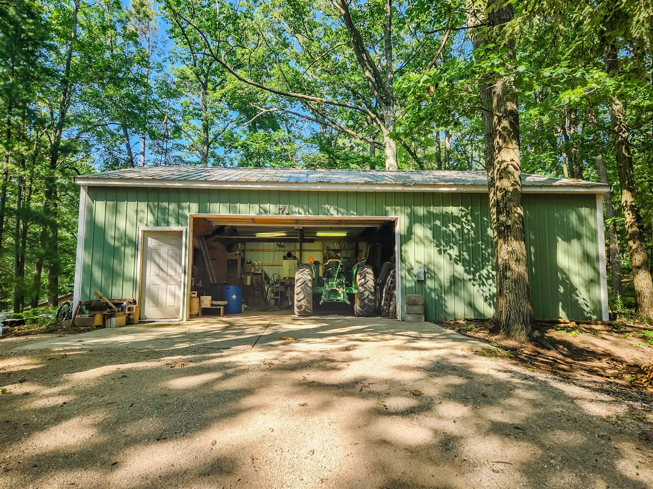 5341 N Benson Road, Fountain, MI, 49410-8713