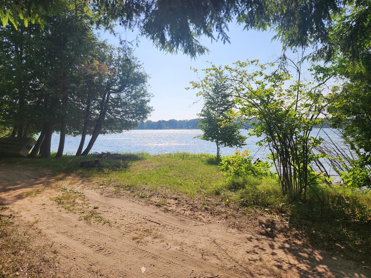 5341 N Benson Road, Fountain, MI, 49410-8713