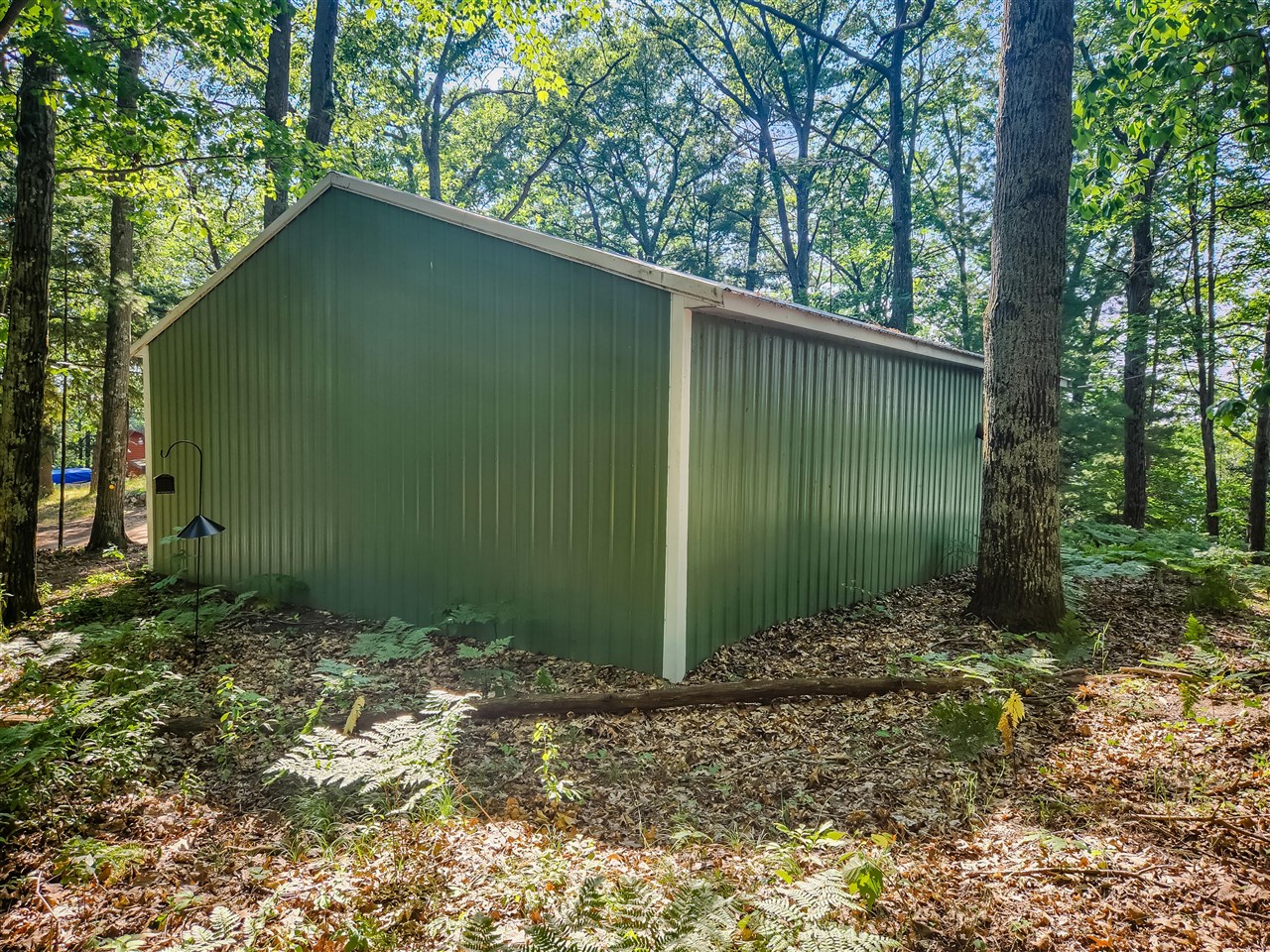 5341 N Benson Road, Fountain, MI, 49410-8713