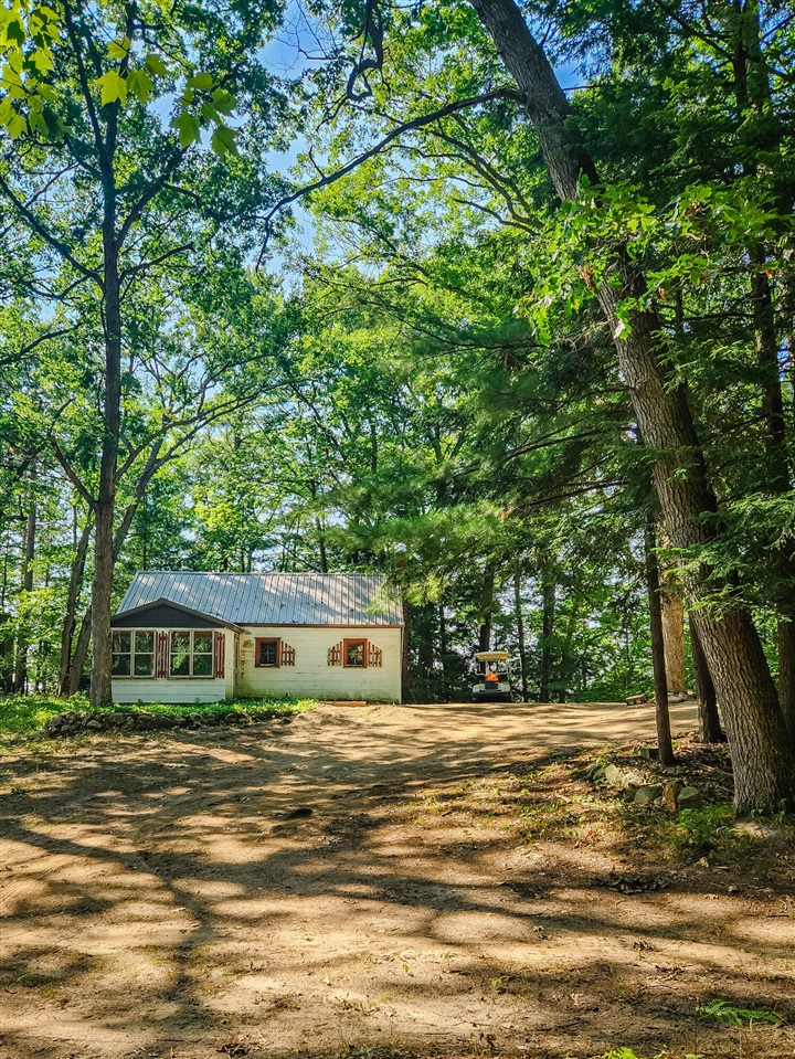 5341 N Benson Road, Fountain, MI, 49410-8713