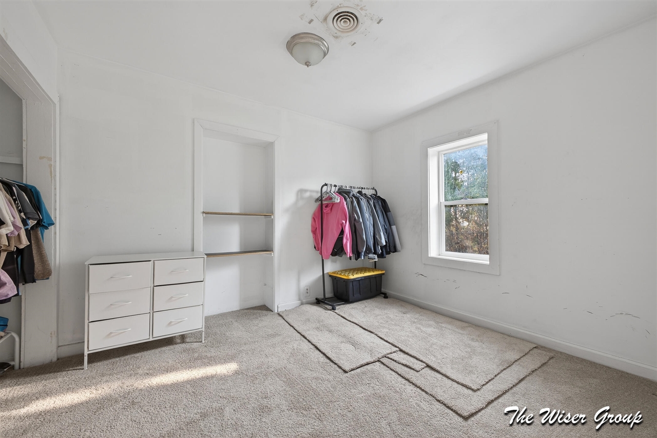 115 Wilbur Street, Grand Rapids, MI, 49548-3326