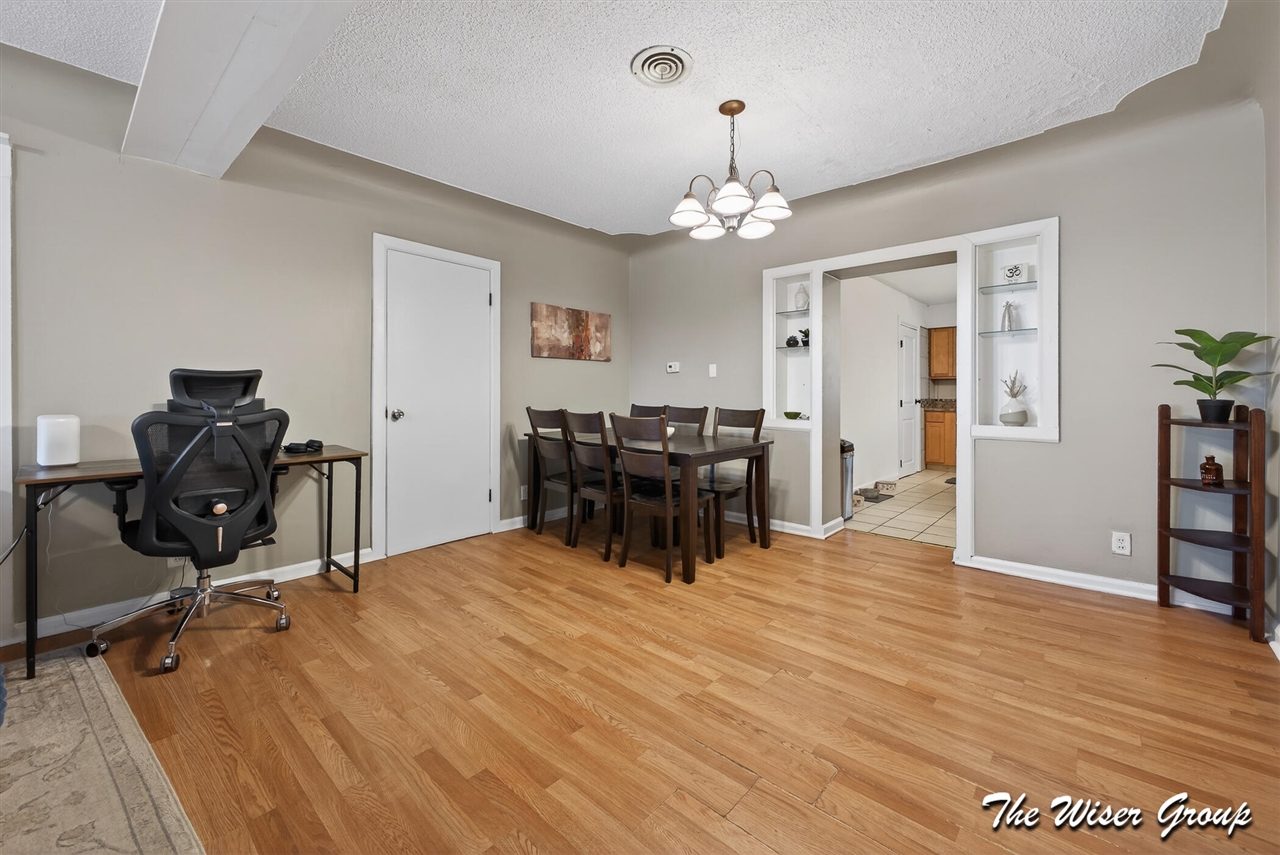 115 Wilbur Street, Grand Rapids, MI, 49548-3326