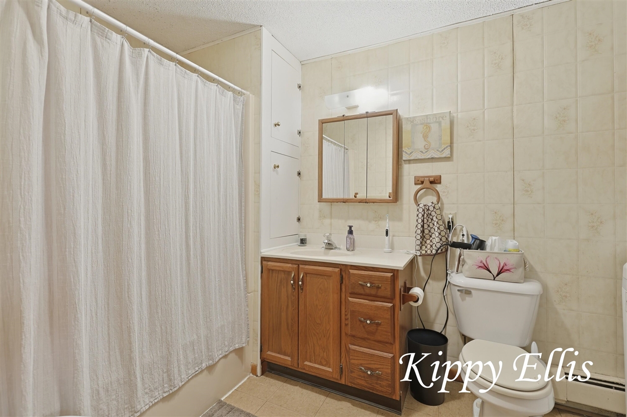 2860 Fenner Road, Muskegon, MI, 49445-1822