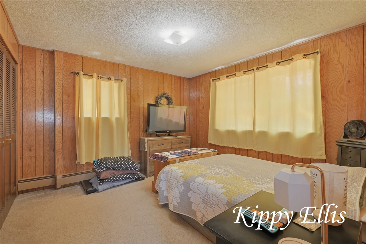 2860 Fenner Road, Muskegon, MI, 49445-1822