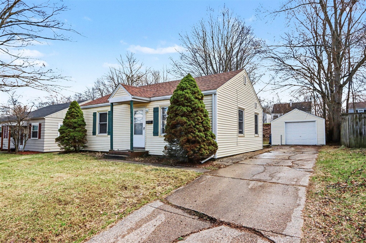 1706 Miller Road, Kalamazoo, MI, 49001-4585