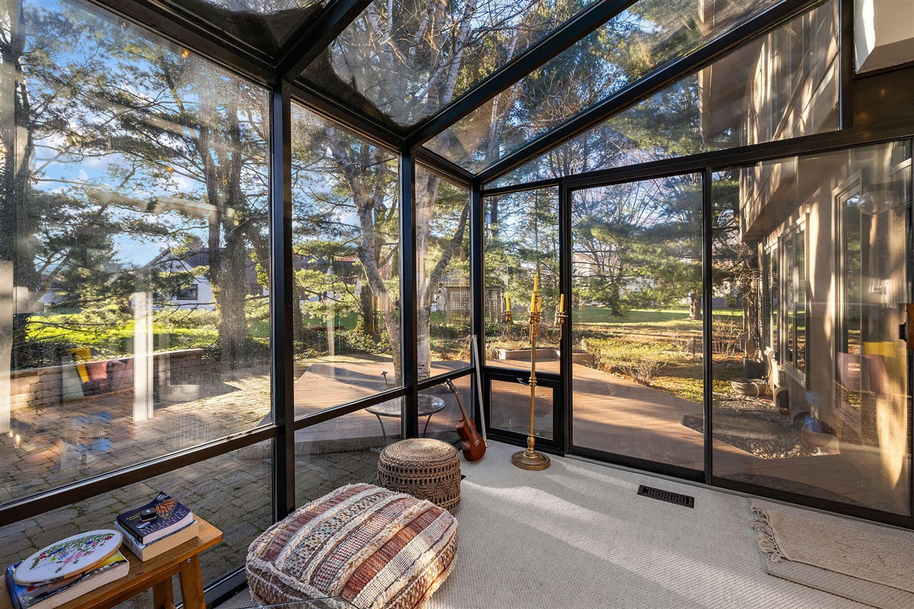 7524 Turnberry Court, Portage, MI, 49024-7842