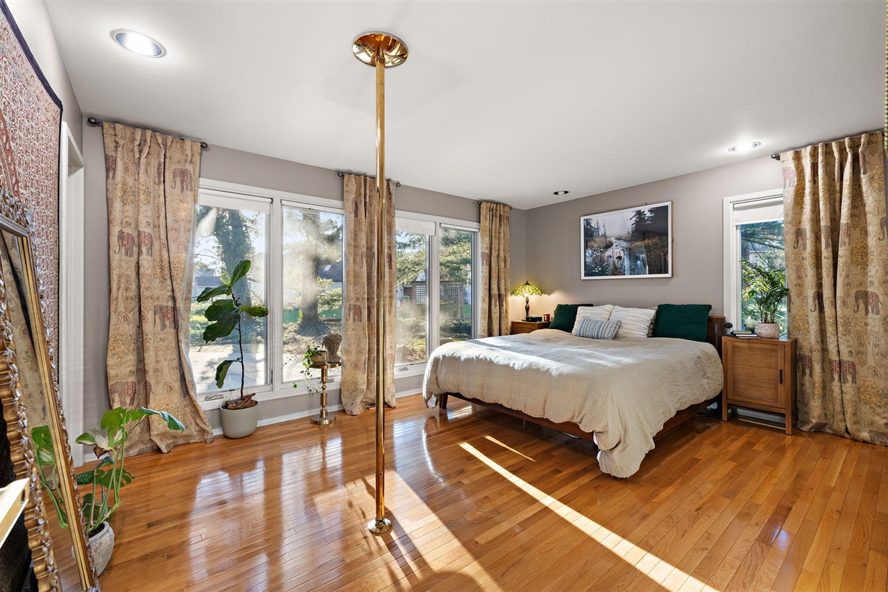 7524 Turnberry Court, Portage, MI, 49024-7842