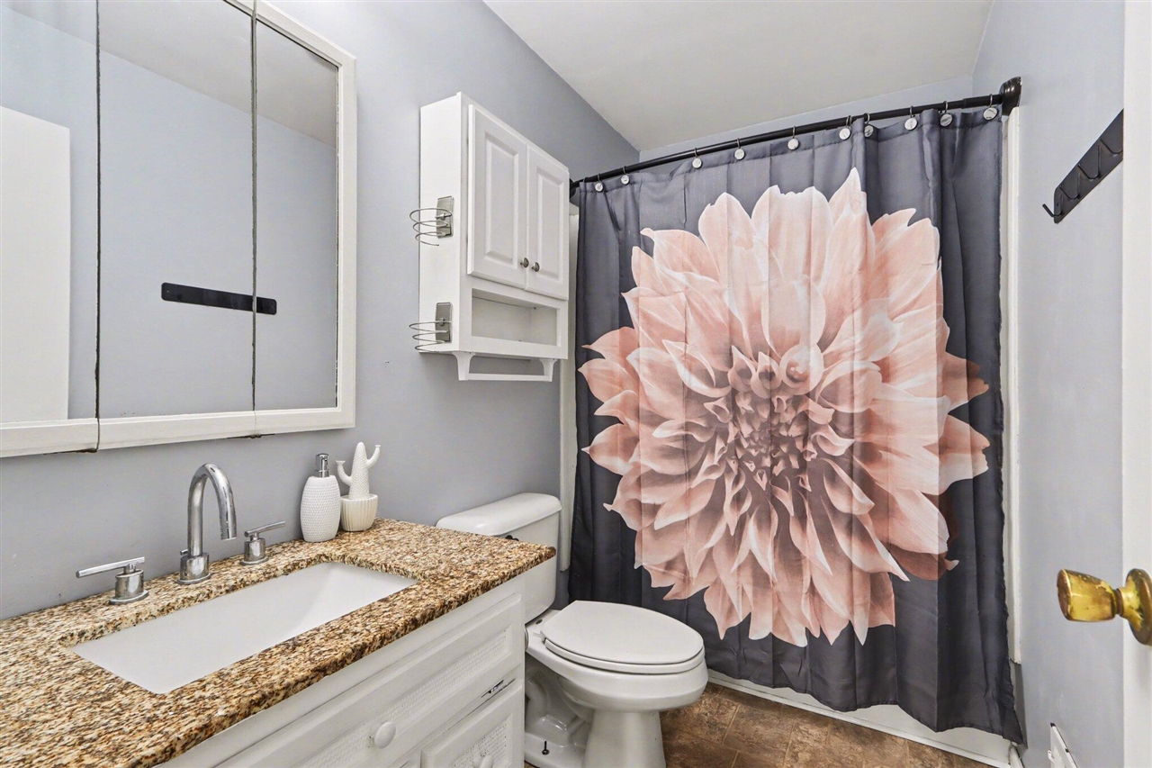 1409 Bacon Avenue, Portage, MI, 49002-7116