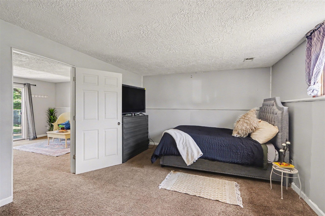 1409 Bacon Avenue, Portage, MI, 49002-7116