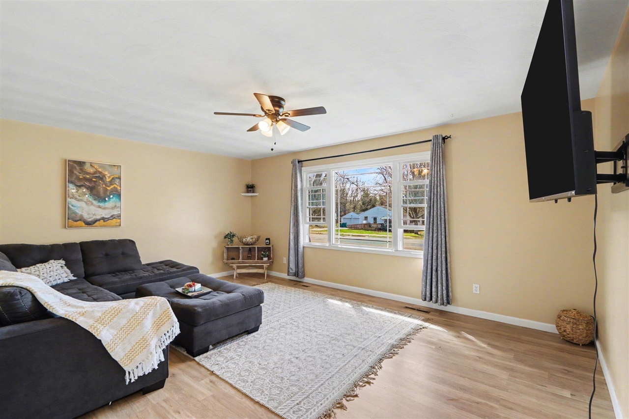 1409 Bacon Avenue, Portage, MI, 49002-7116