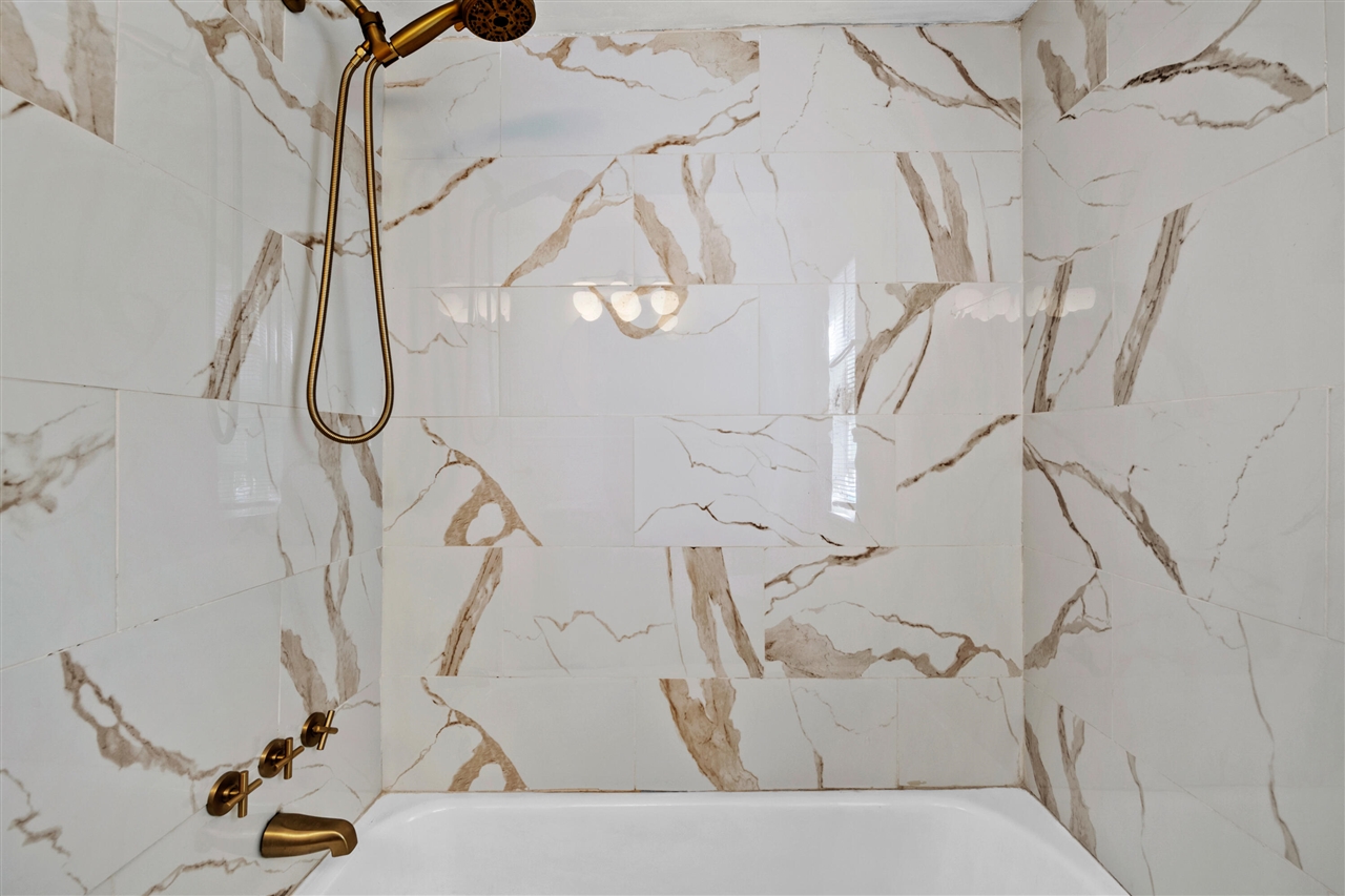 16267 Edmore Drive, Detroit, MI, 48205-1434