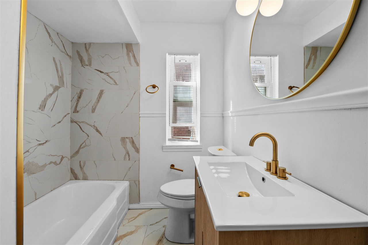 16267 Edmore Drive, Detroit, MI, 48205-1434