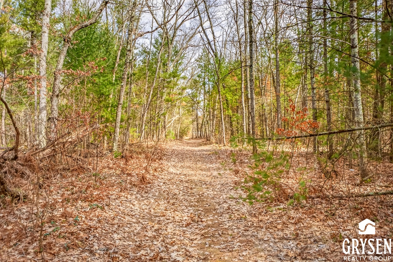 W Road, Montague, MI, 49437