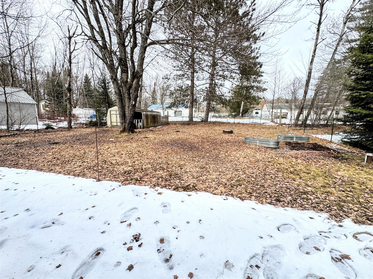 216 Fern Avenue, Cadillac, MI, 49601-9616