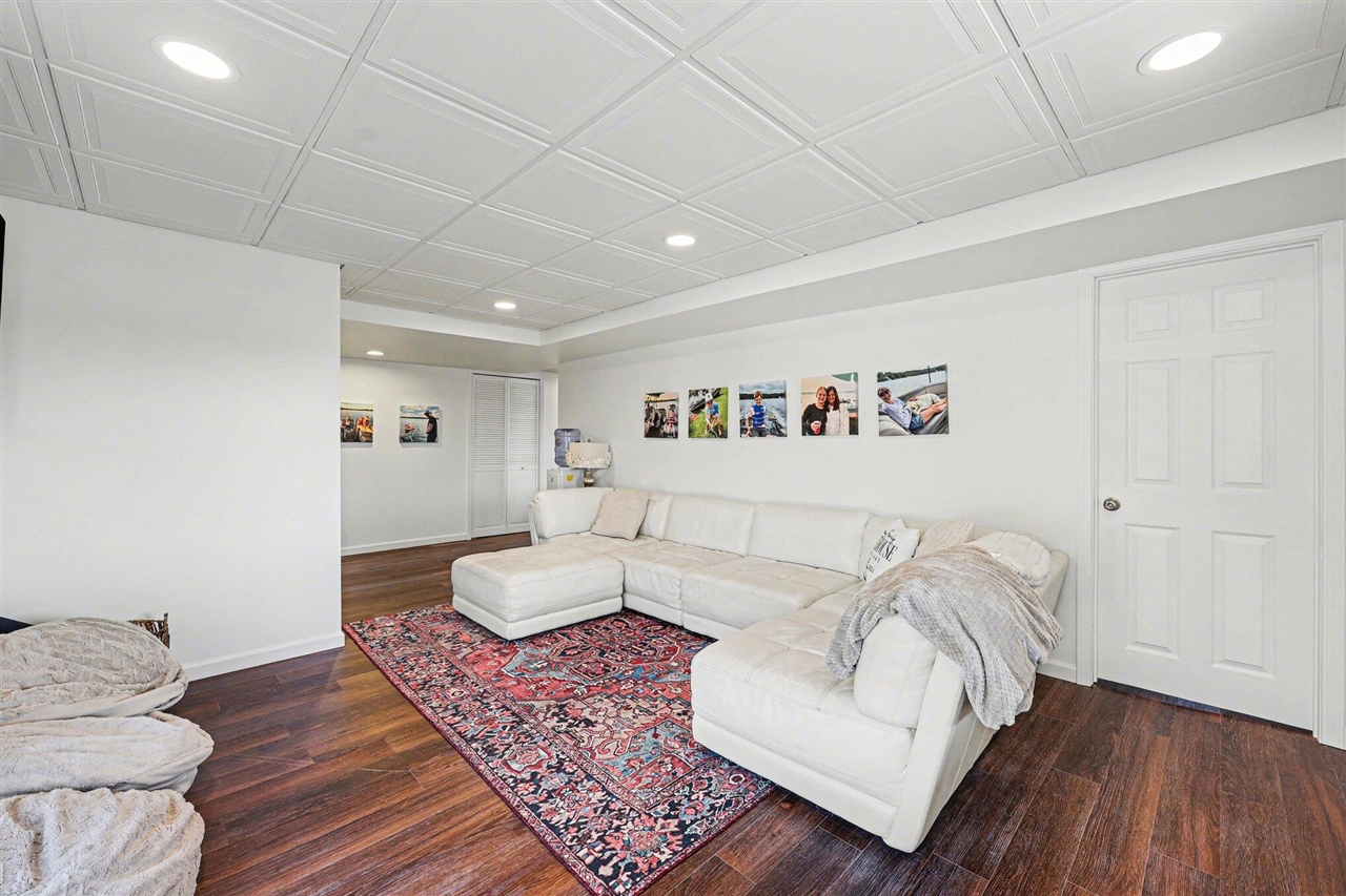 5884 Rays Drive, Onsted, MI, 49265-9817