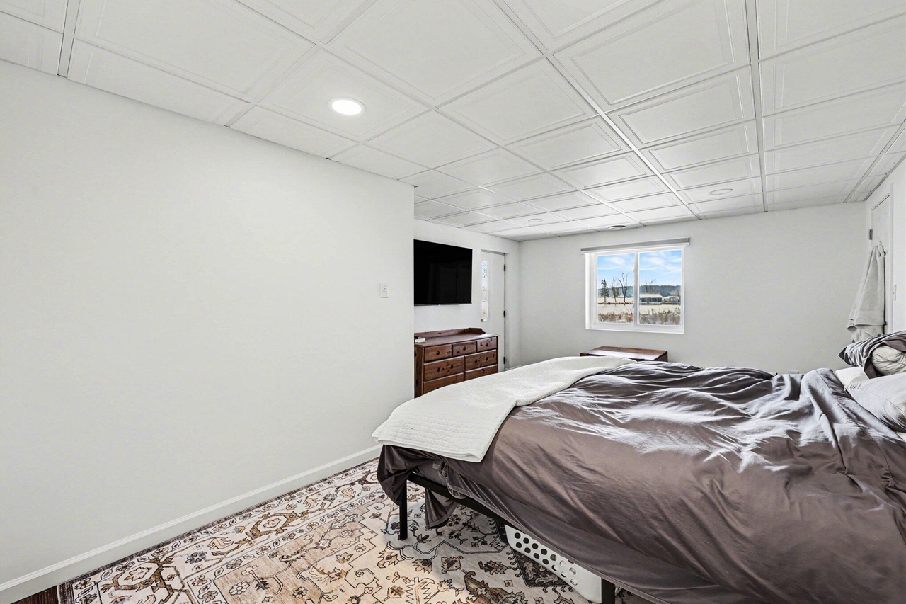 5884 Rays Drive, Onsted, MI, 49265-9817