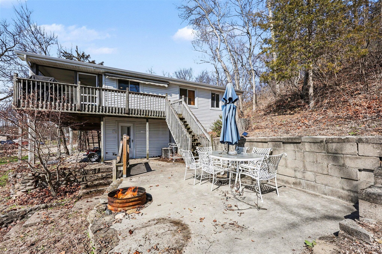 5884 Rays Drive, Onsted, MI, 49265-9817