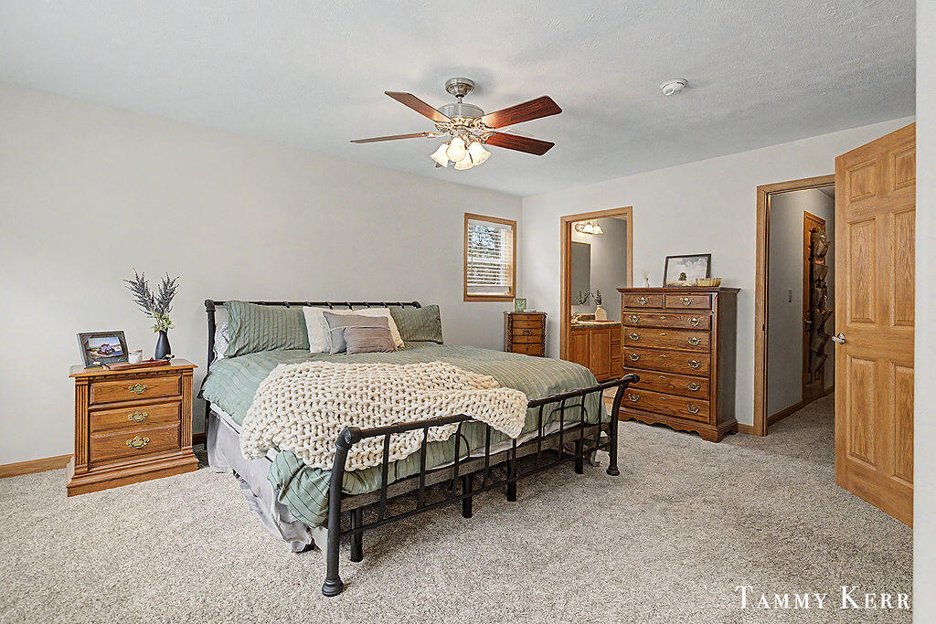 6490 135th Avenue, Saugatuck, MI, 49453-9612