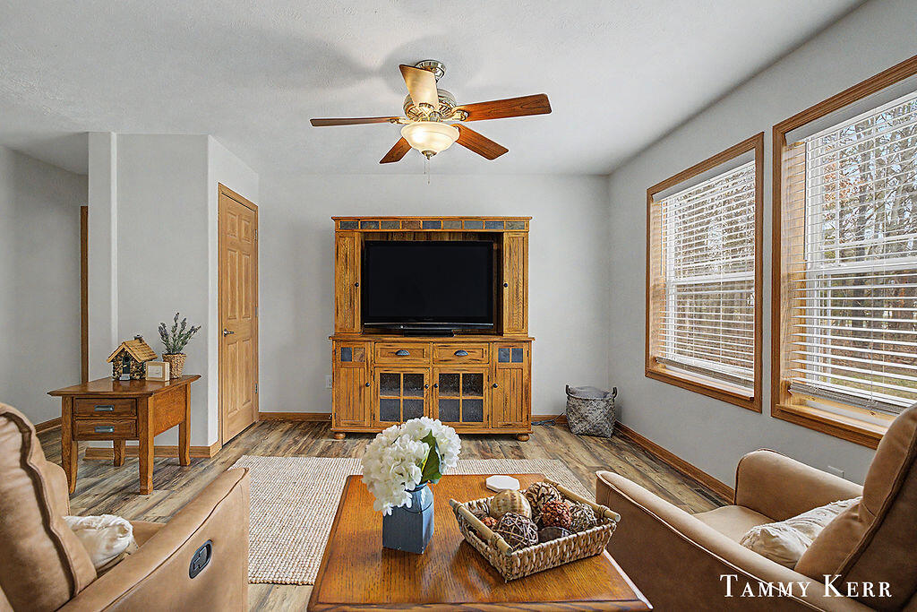 6490 135th Avenue, Saugatuck, MI, 49453-9612