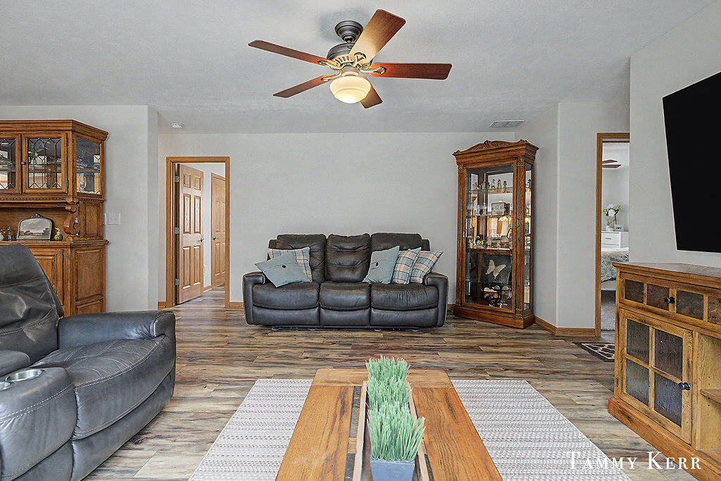 6490 135th Avenue, Saugatuck, MI, 49453-9612