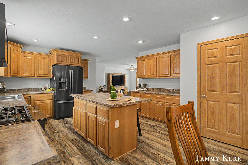 6490 135th Avenue, Saugatuck, MI, 49453-9612