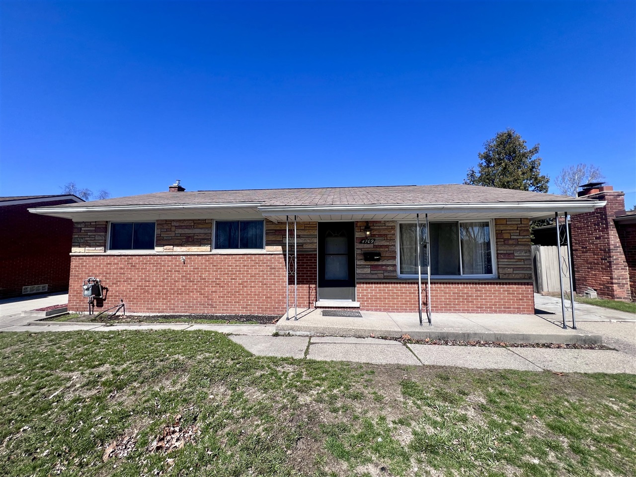 9726 Log Cabin Trail, White Lake, MI, 48386 3028