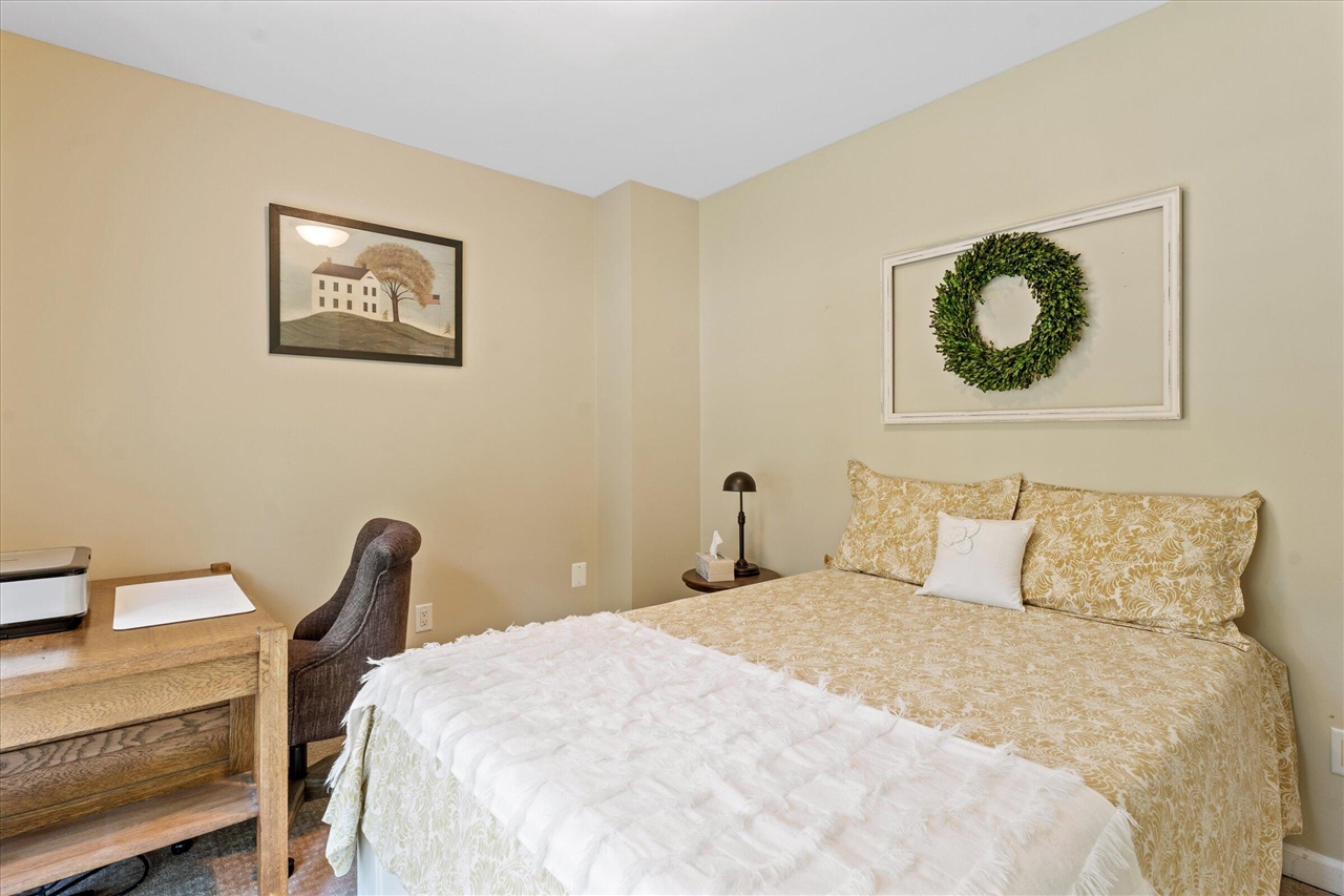 61140 Lenawee Road, Cassopolis, MI, 49031-9428