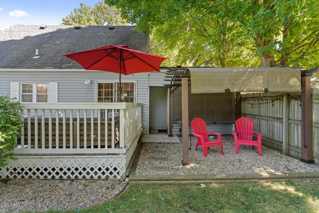 61140 Lenawee Road, Cassopolis, MI, 49031-9428