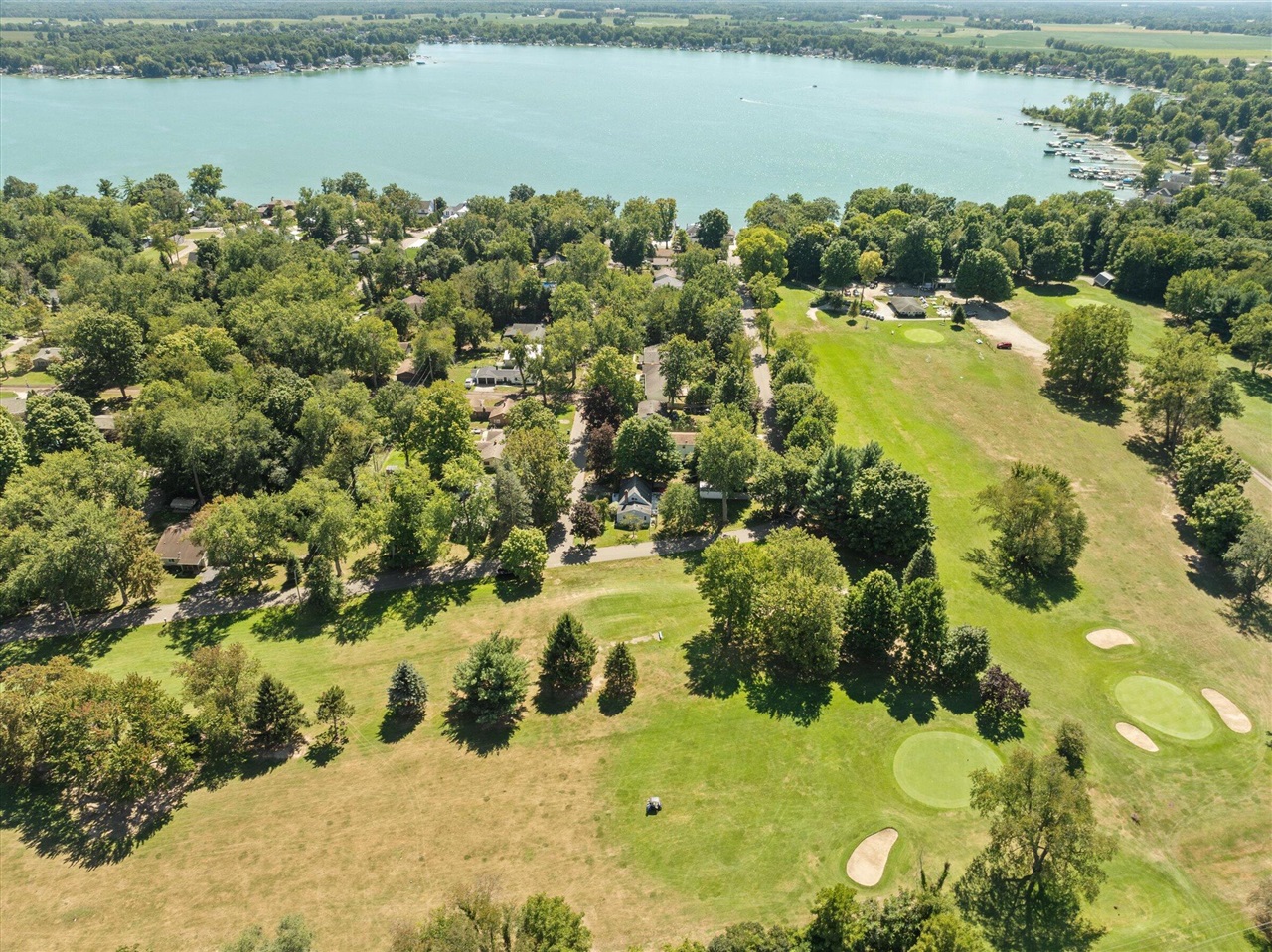 61140 Lenawee Road, Cassopolis, MI, 49031-9428