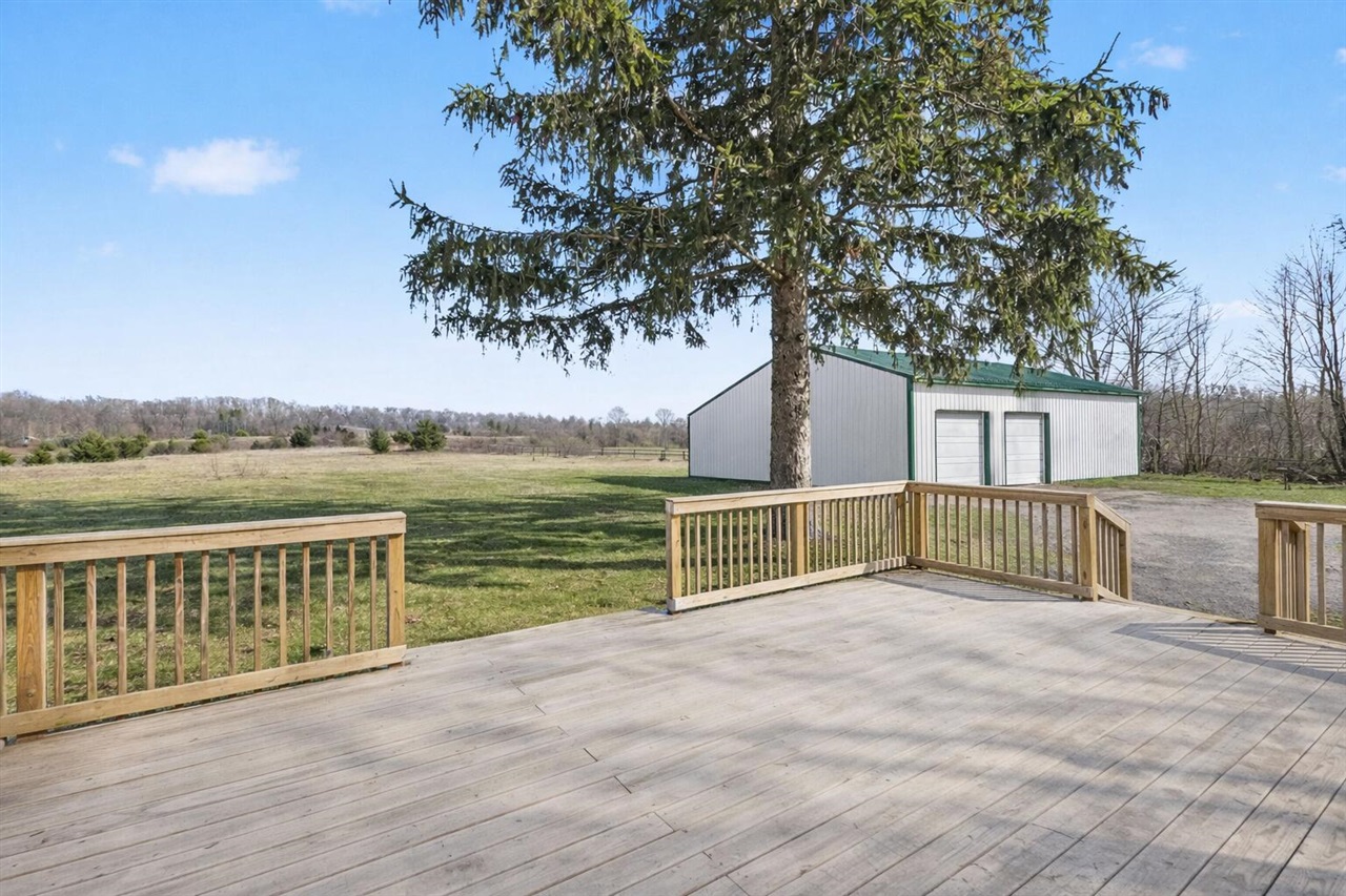 158 N 72nd Avenue, Hart, MI, 49420-8537