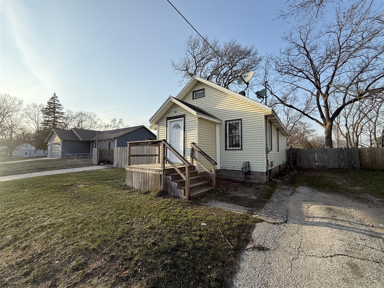 1540 James Avenue, Muskegon, MI, 49442-2240