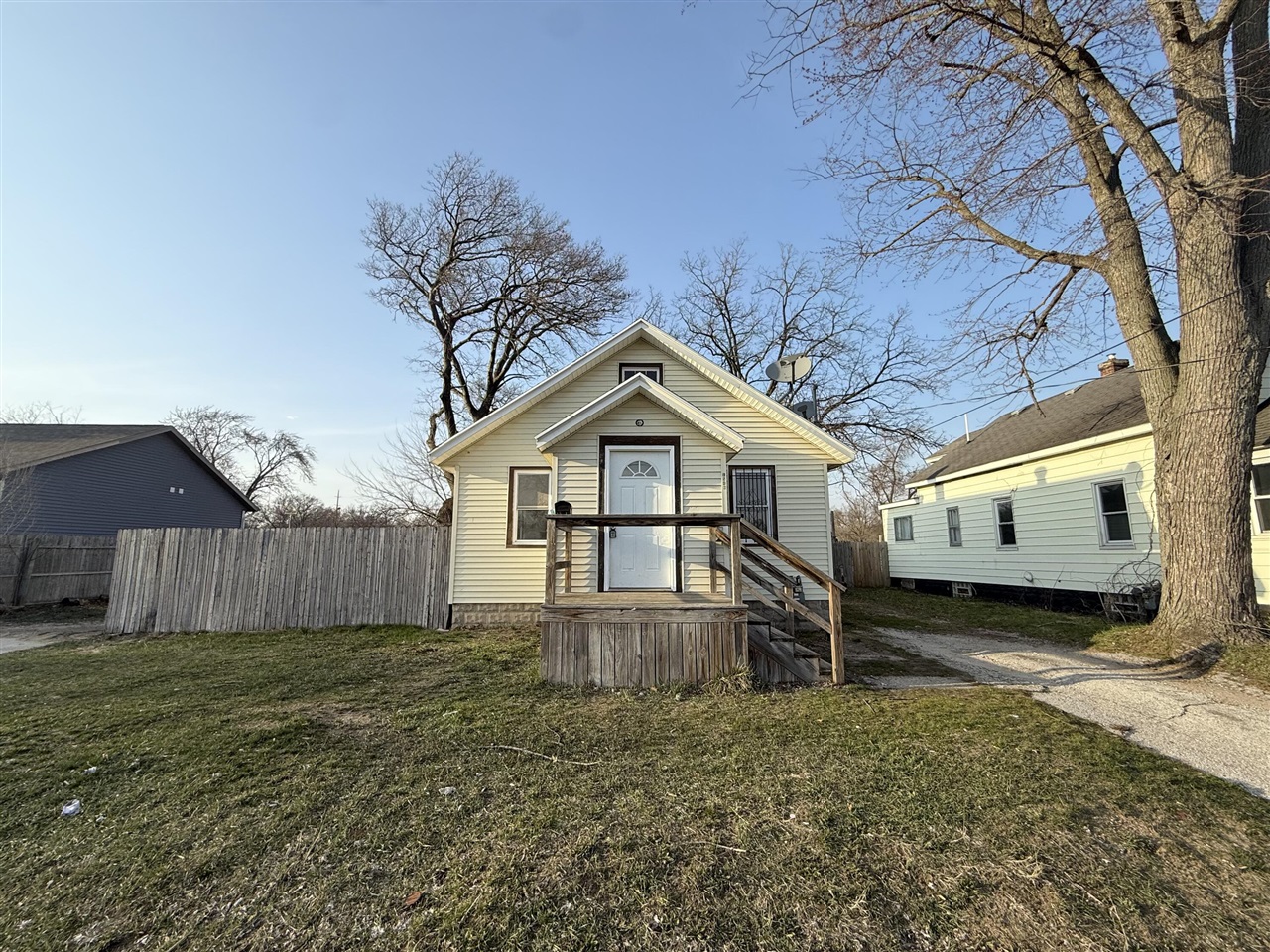 1540 James Avenue, Muskegon, MI, 49442-2240