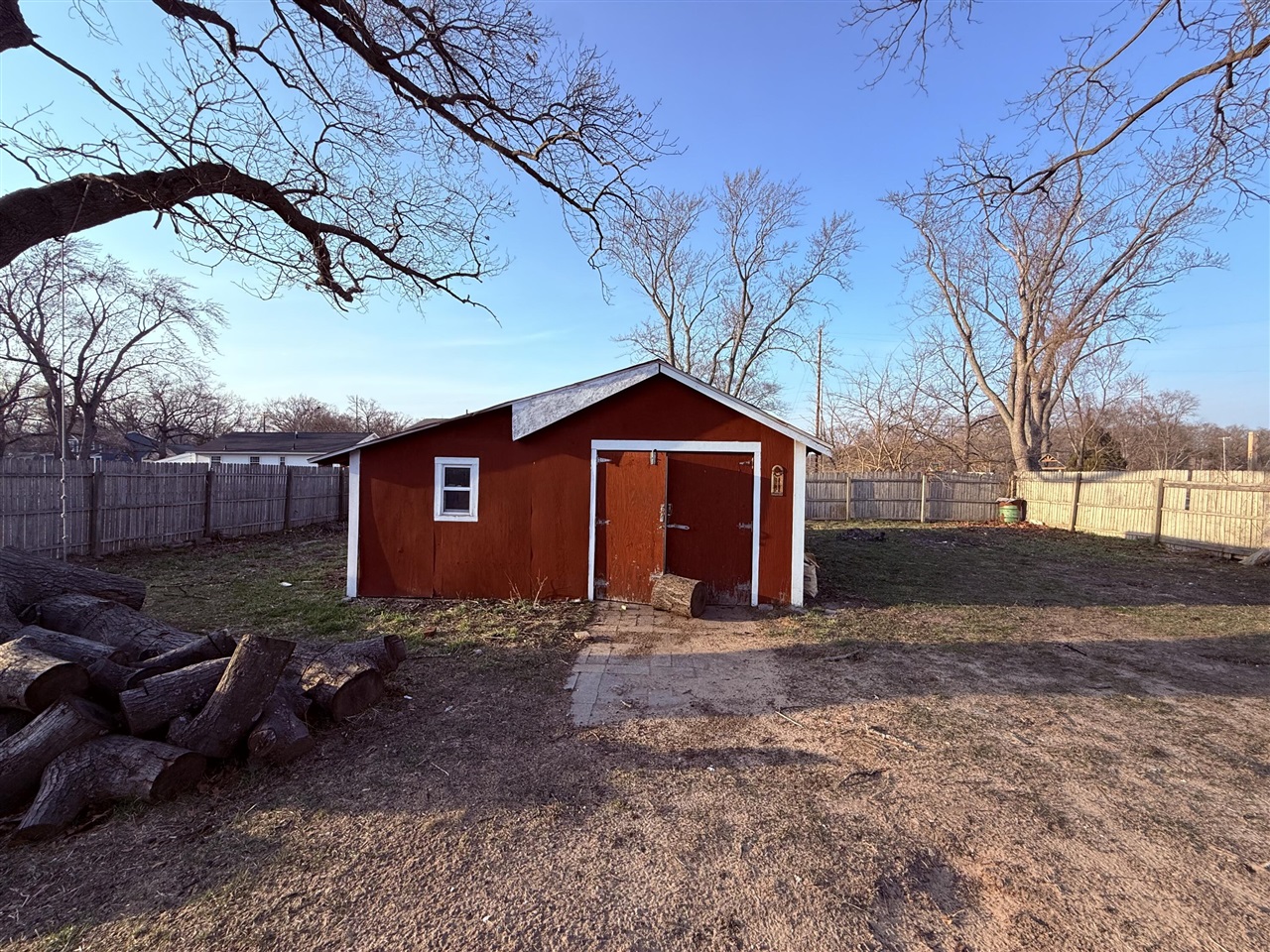 1540 James Avenue, Muskegon, MI, 49442-2240