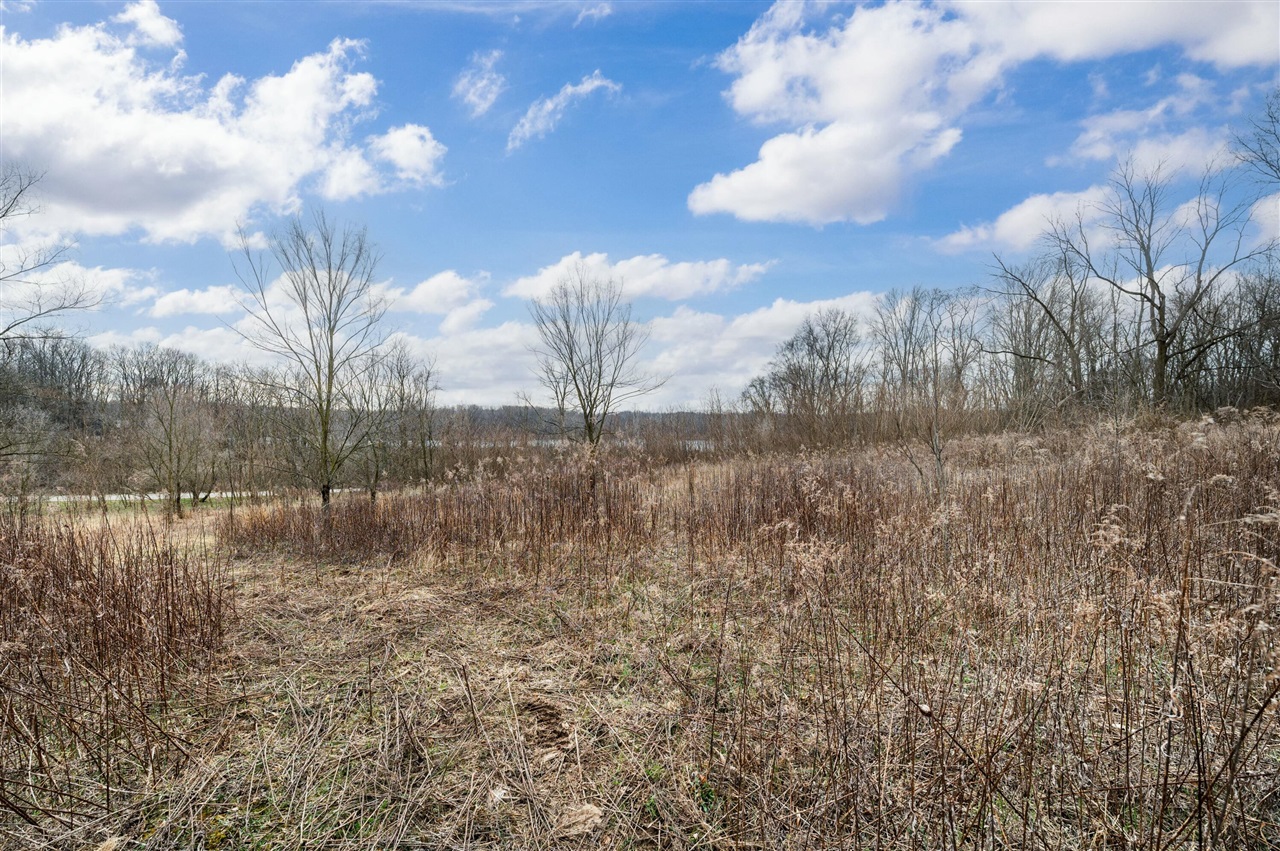 4th image of Unit 15 Long Lake Dr, Cassopolis, MI 49031 | MLS# 70522289
