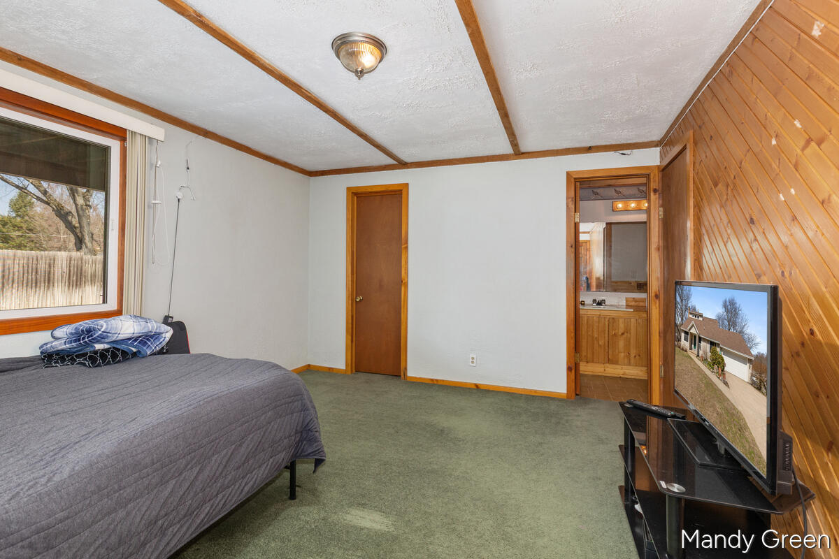 810 W South Street, Greenville, MI, 48838