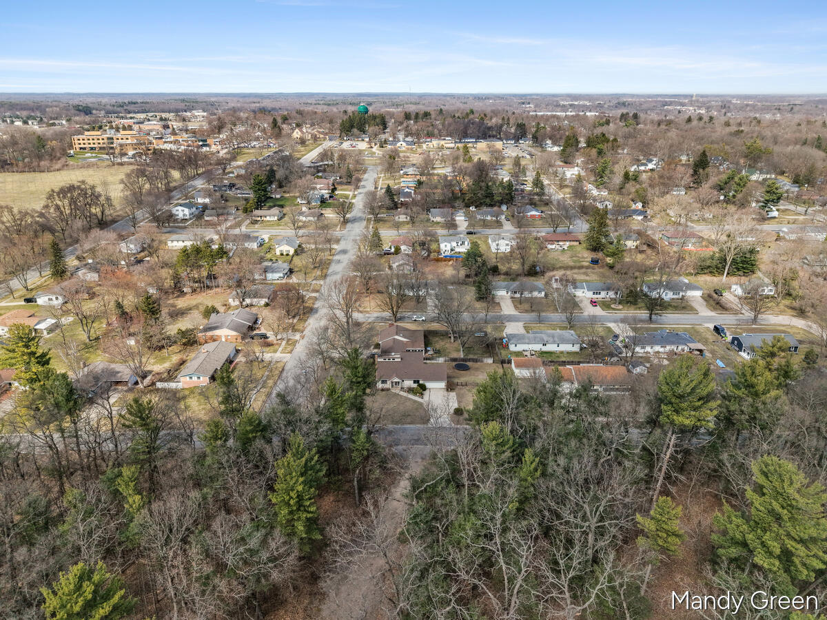 810 W South Street, Greenville, MI, 48838