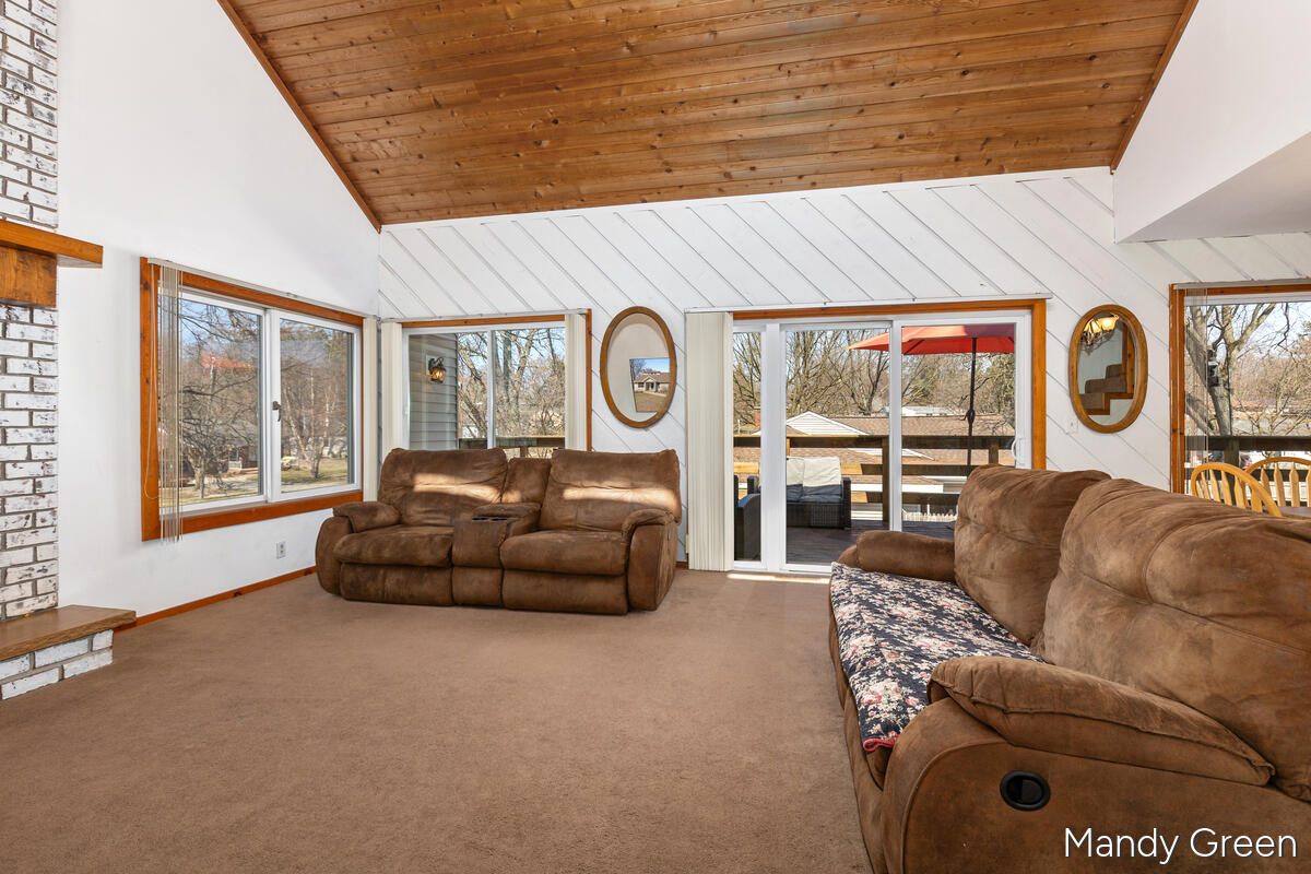 810 W South Street, Greenville, MI, 48838