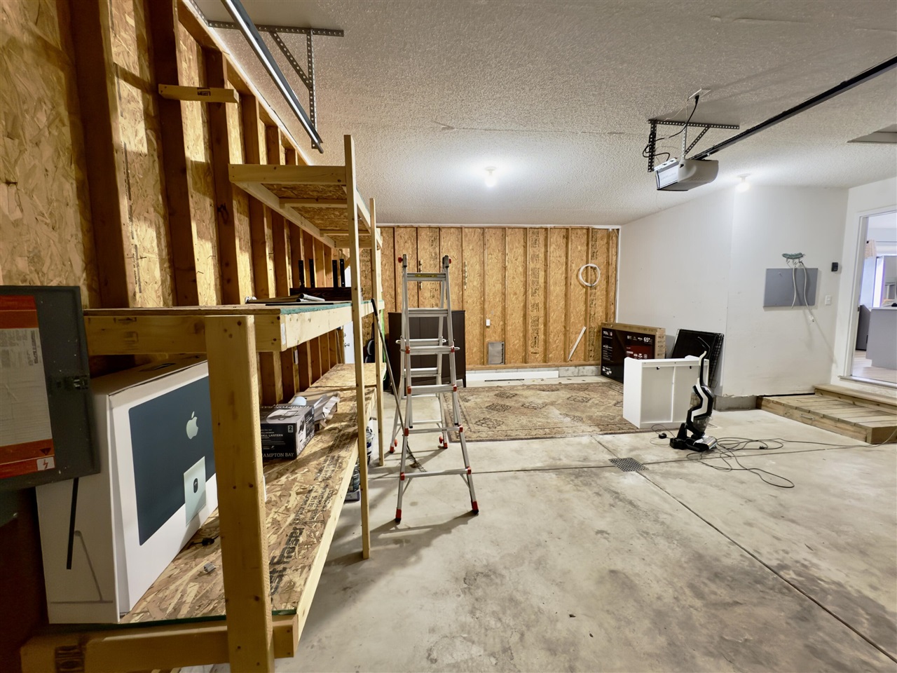 15577 Pine Street, Grand Haven, MI, 49417