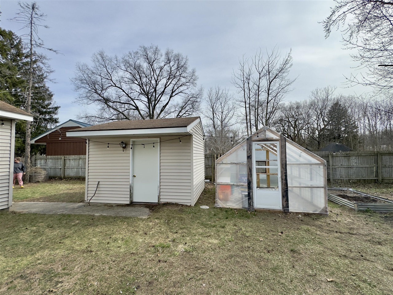 15577 Pine Street, Grand Haven, MI, 49417