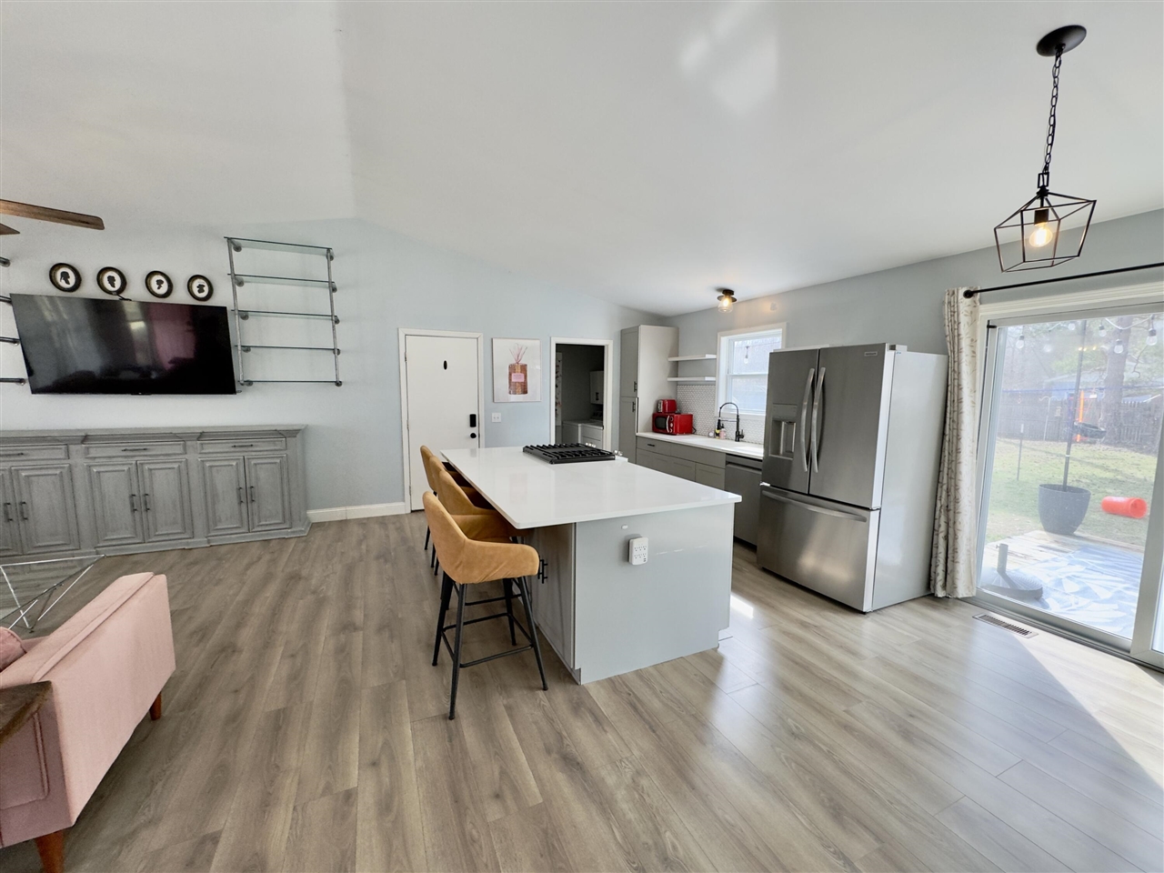 15577 Pine Street, Grand Haven, MI, 49417