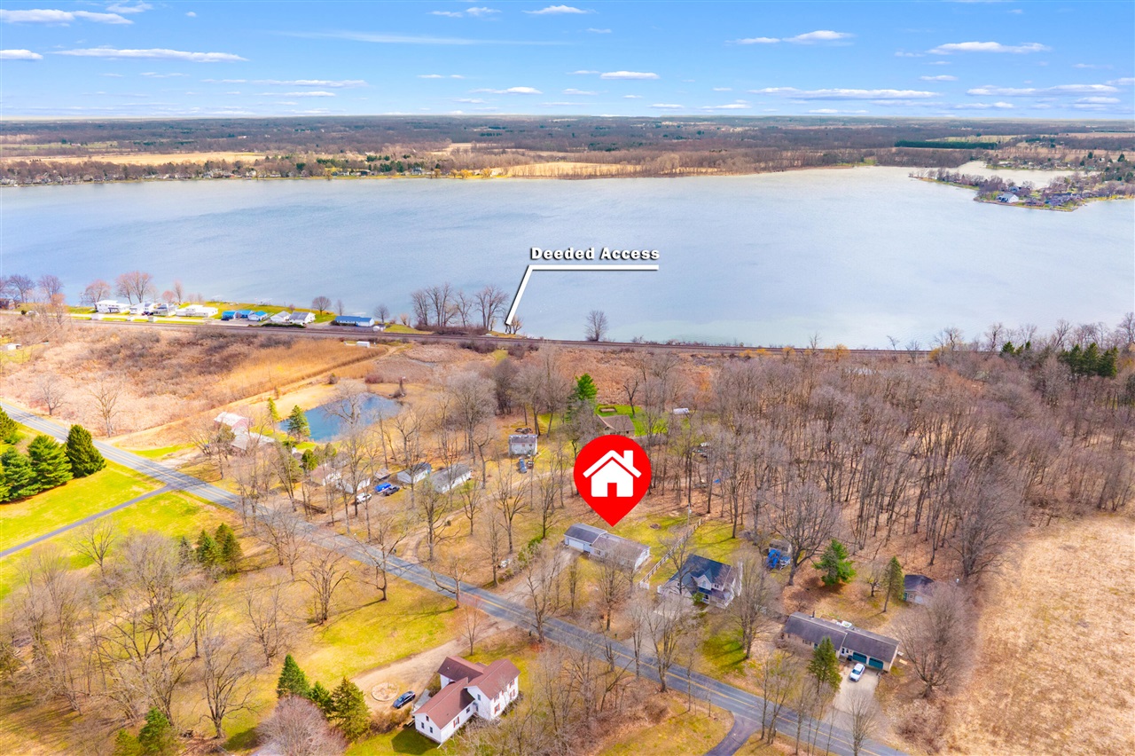 6818 E T Avenue, Vicksburg, MI, 49097-8362