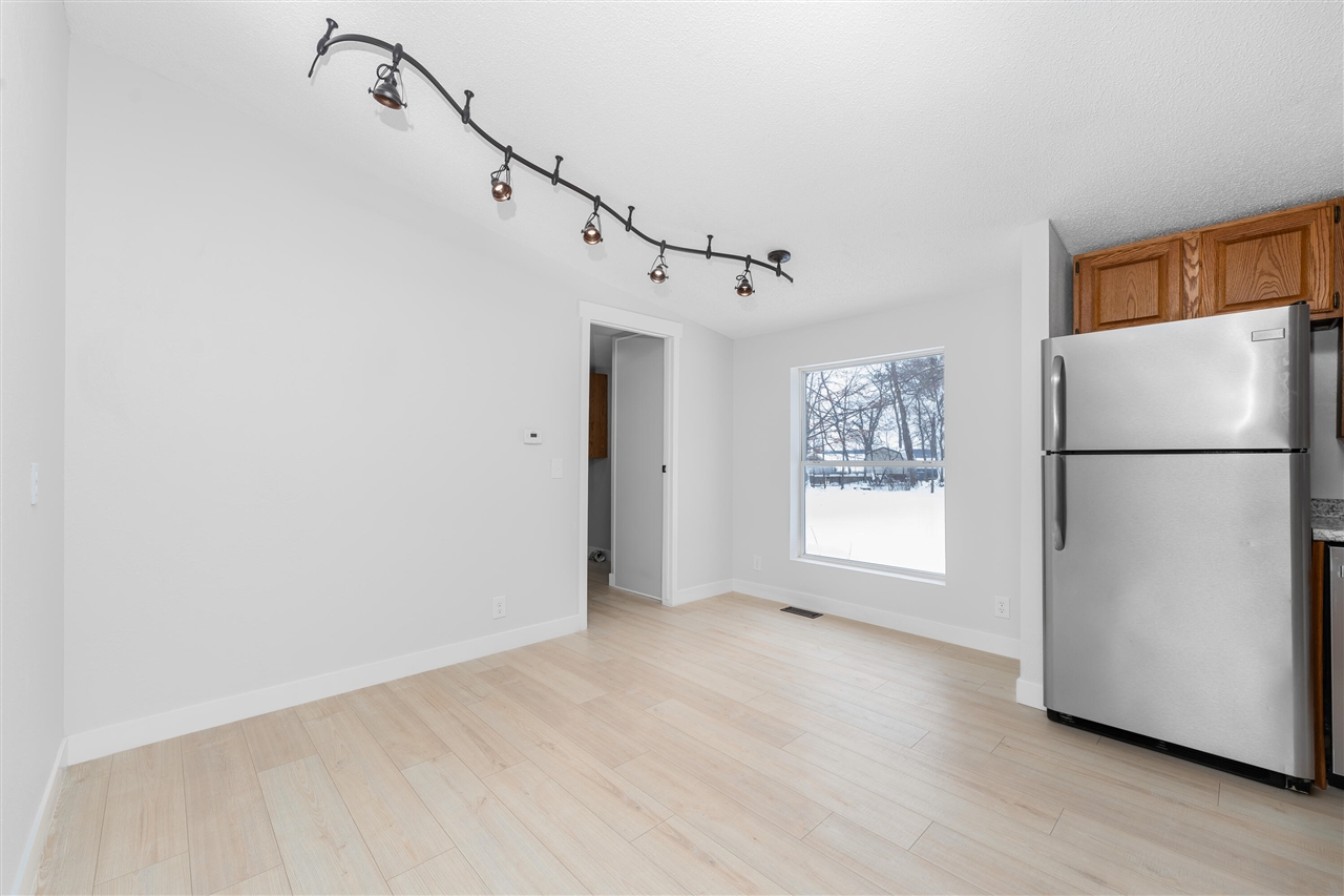 6818 E T Avenue, Vicksburg, MI, 49097-8362