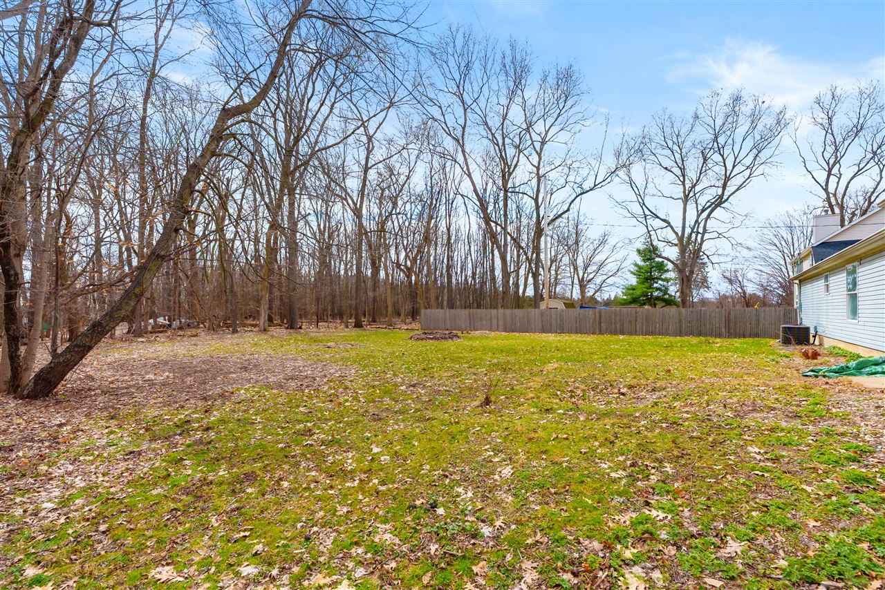 6818 E T Avenue, Vicksburg, MI, 49097-8362