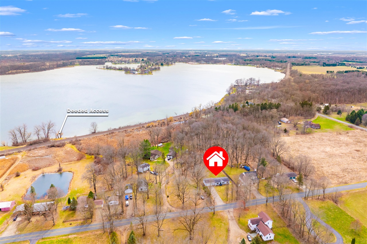 6818 E T Avenue, Vicksburg, MI, 49097-8362