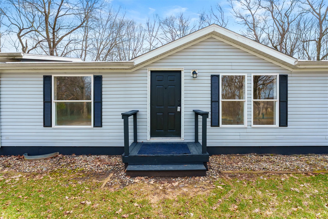 6818 E T Avenue, Vicksburg, MI, 49097-8362